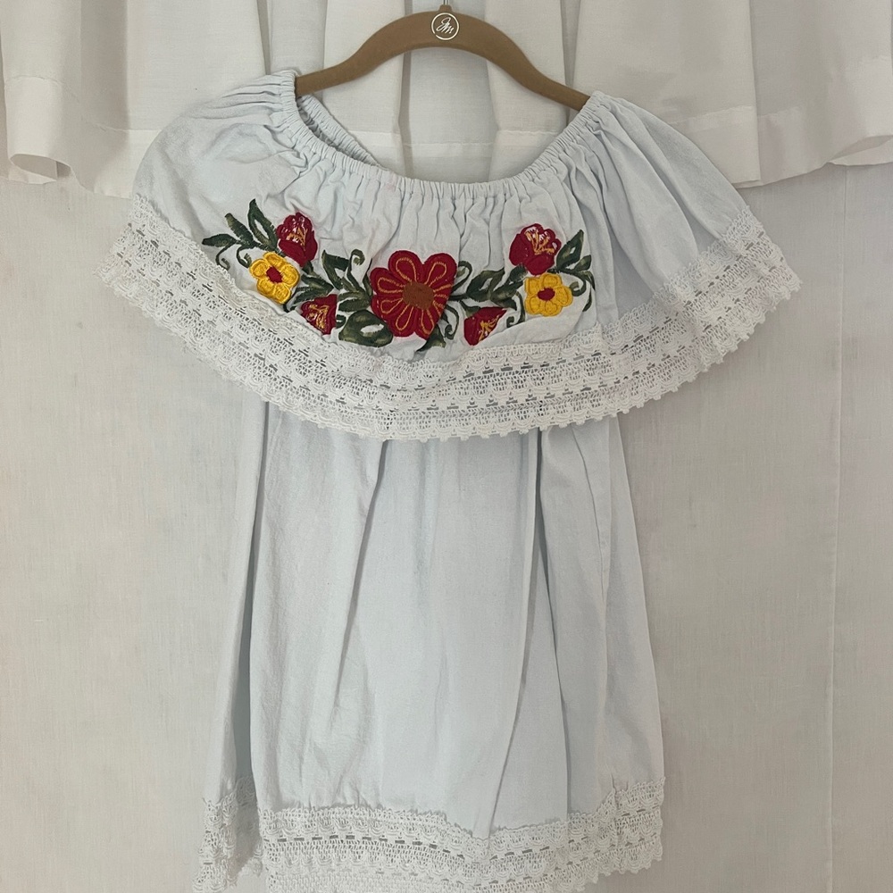Gorgeous vintage top